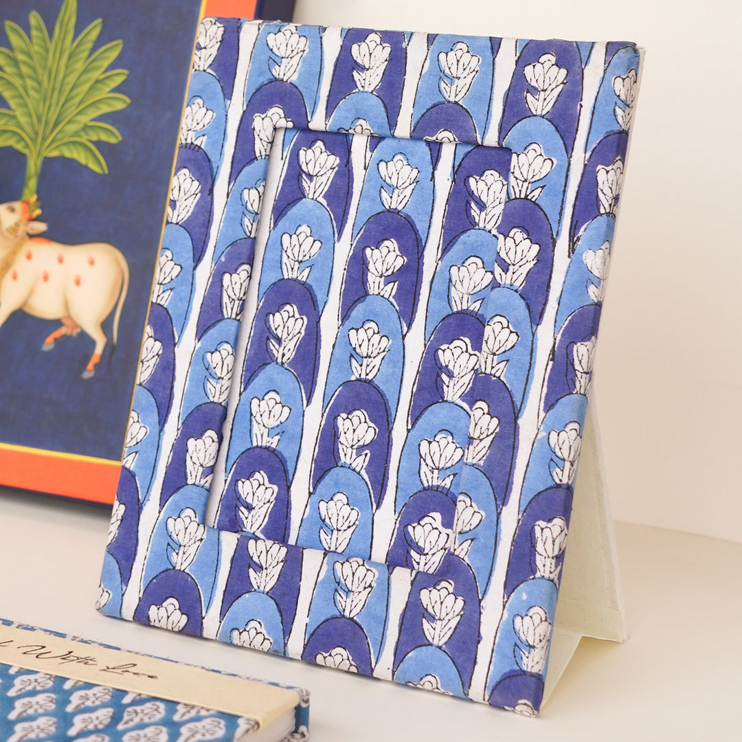 Pichvai Art Diary & Photo Frame Gift Box