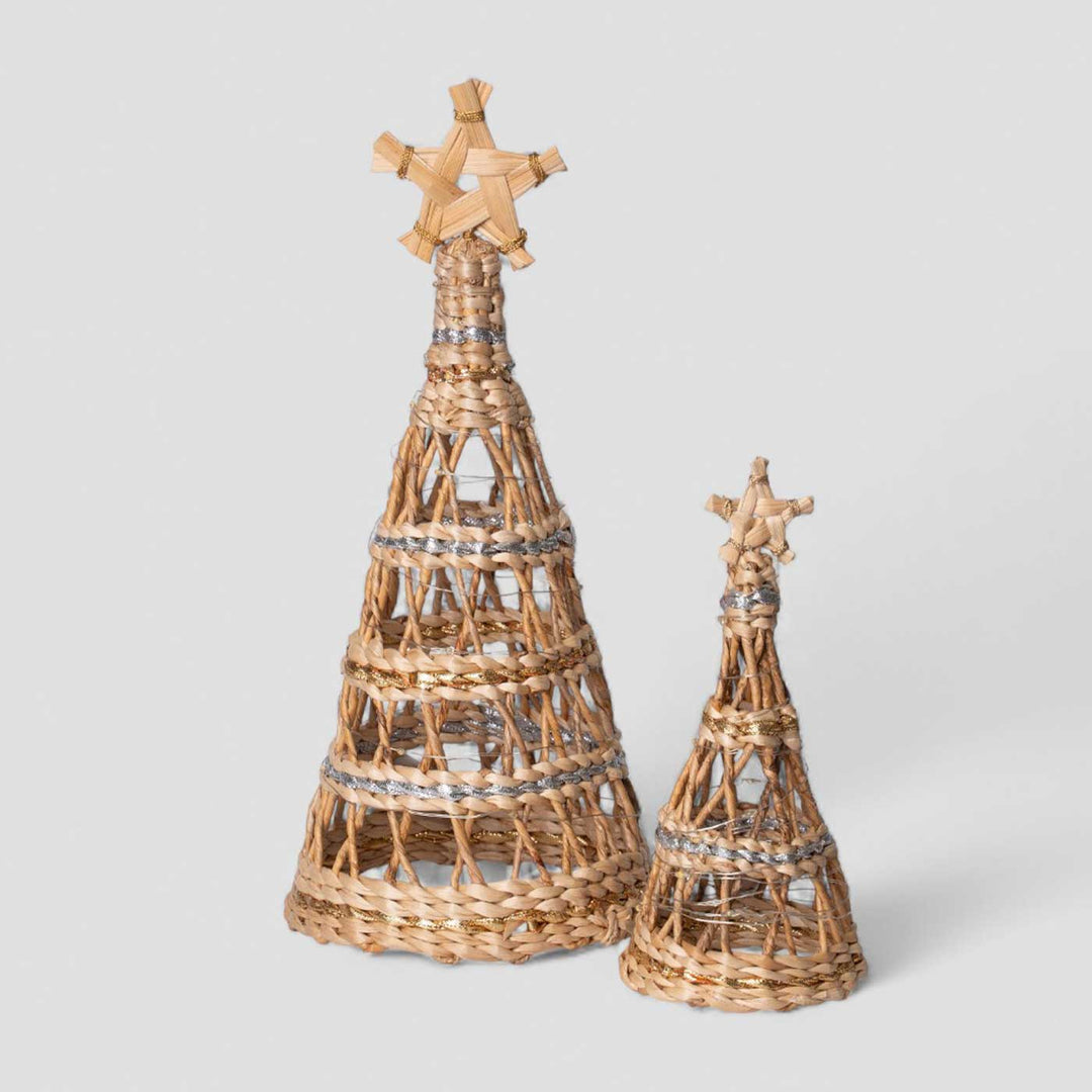 Handmade Banana Bark And Rope Star Top Pine Tree Christmas Ornaments With Lights