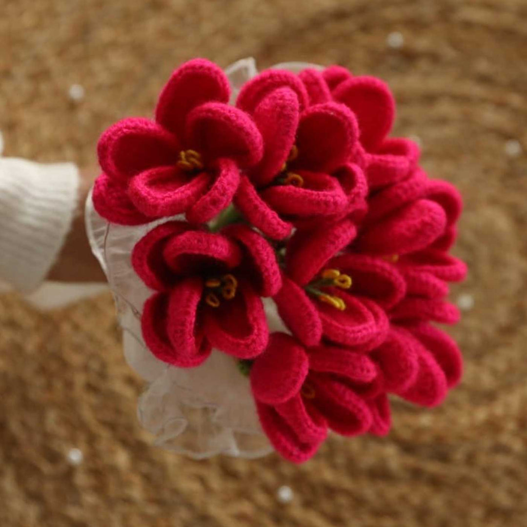 Handmade Crochet Acrylic Yarn Flower Bouquet With Fairy Light Wrap