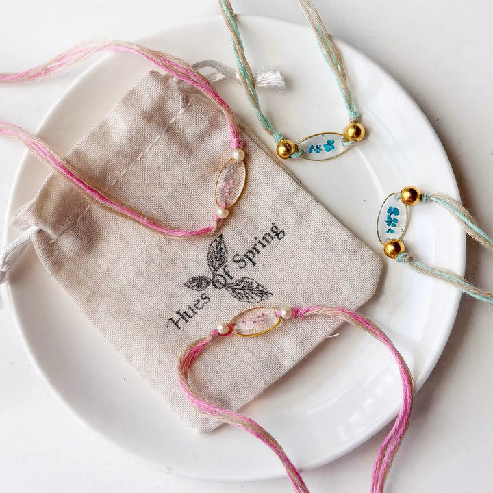 Handmade Preserved Flower Minimalist Saadgi Resin Rakhi With Roli Chawal