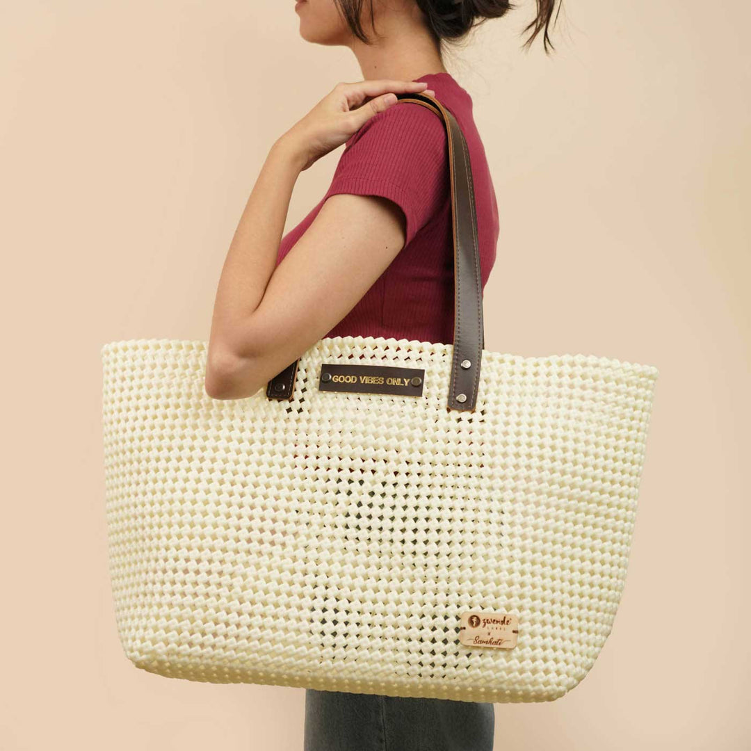 Off White Solid Mukhya Knot Handmade Koodai Beach Bag