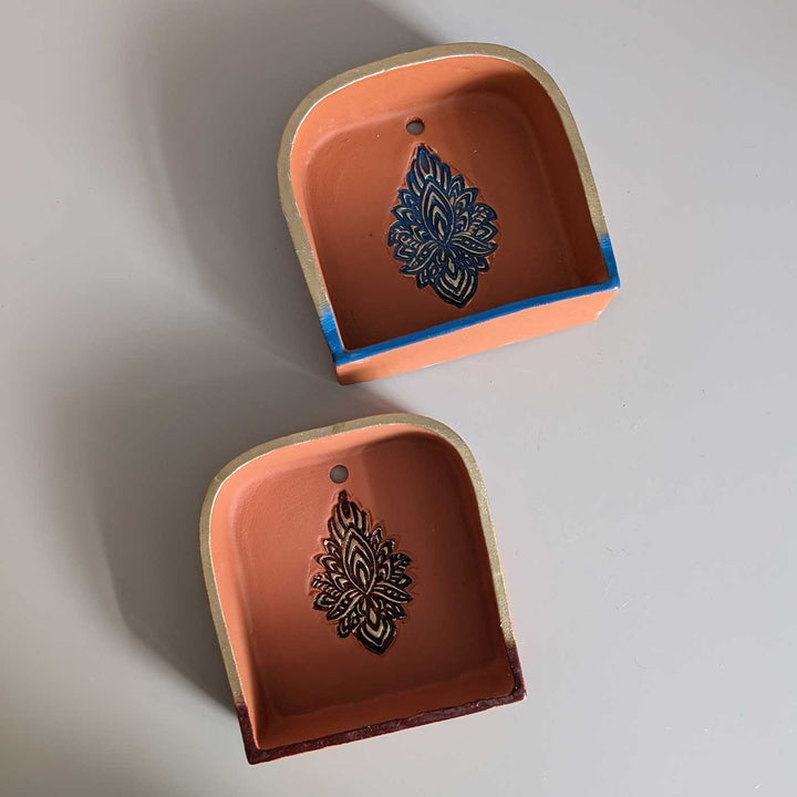 Hand-Painted "Lotus Ember" Arch Terracotta Wall Decor Tealight Holder With Lotus Motif For Festive Decor