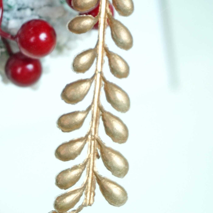 Snowman Berries & Jute Accents Wreath For Christmas Wall Decoration