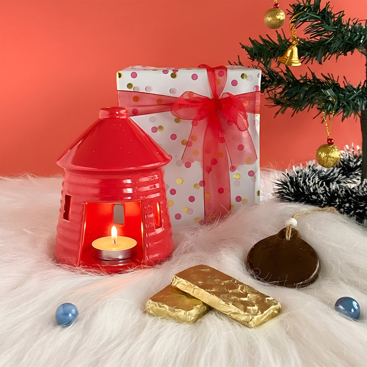 Handmade Magical Moments Xmas Hamper | Includes 1 Tealight Holder, 1 Xmas Ornament, 2 Chocolates, 1 Gift Box