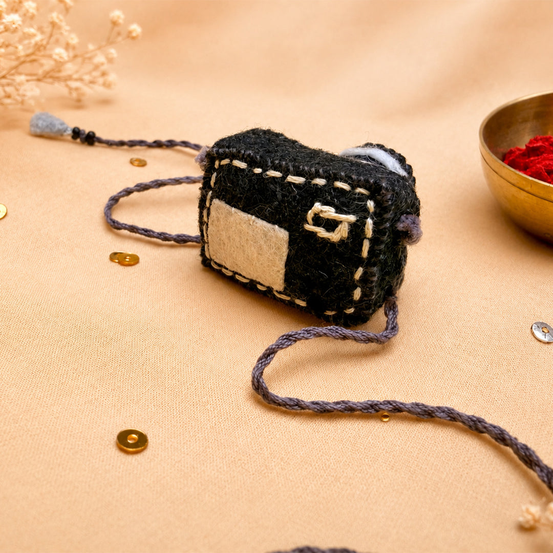 Hand Embroidered Camera Rakhi With Magnet For Brother