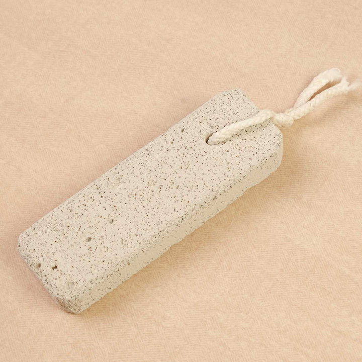 Handmade Nature'S Touch And Care Hamper | Includes Coconut Soap Case, Nano Bamboo Toothbrushes, Neem Comb, Wooden Head Massager, Pumice Stone, Seed Card And Outer Box