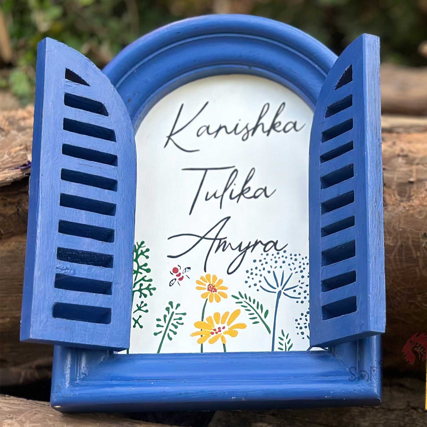 Buy Arched Vintage Window Name Plate With Artwork Online On Zwende