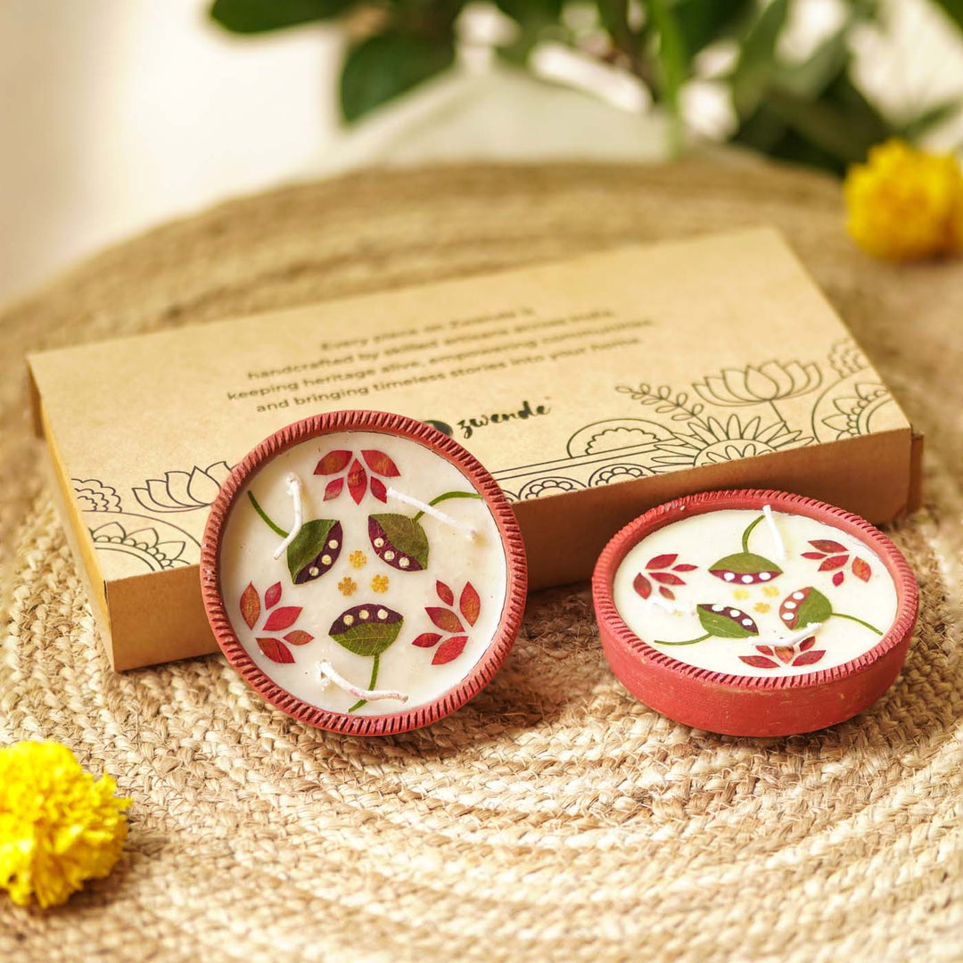 Set of 2 | Soy Wax & Dry Flower Terracota Tealight Diyas