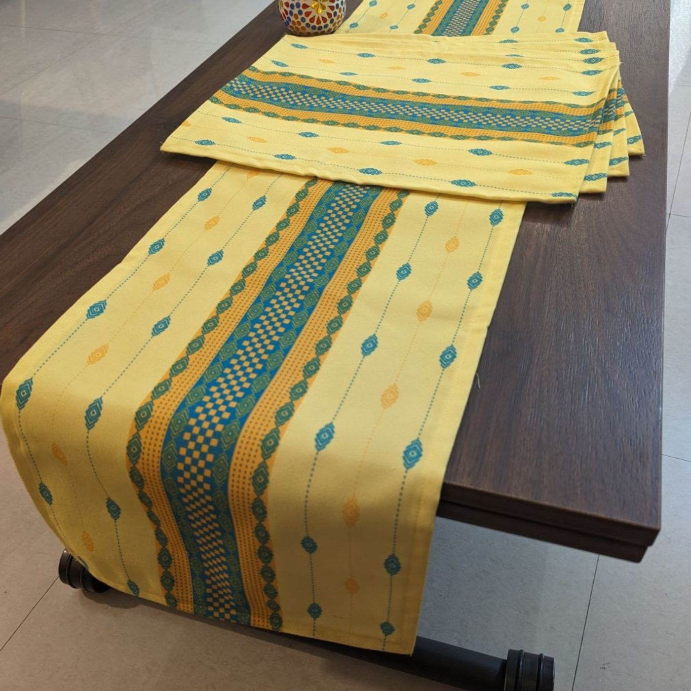 Buy Printed Sambalpuri Ikat Splendour Table Runner & Mat Set Online On ...