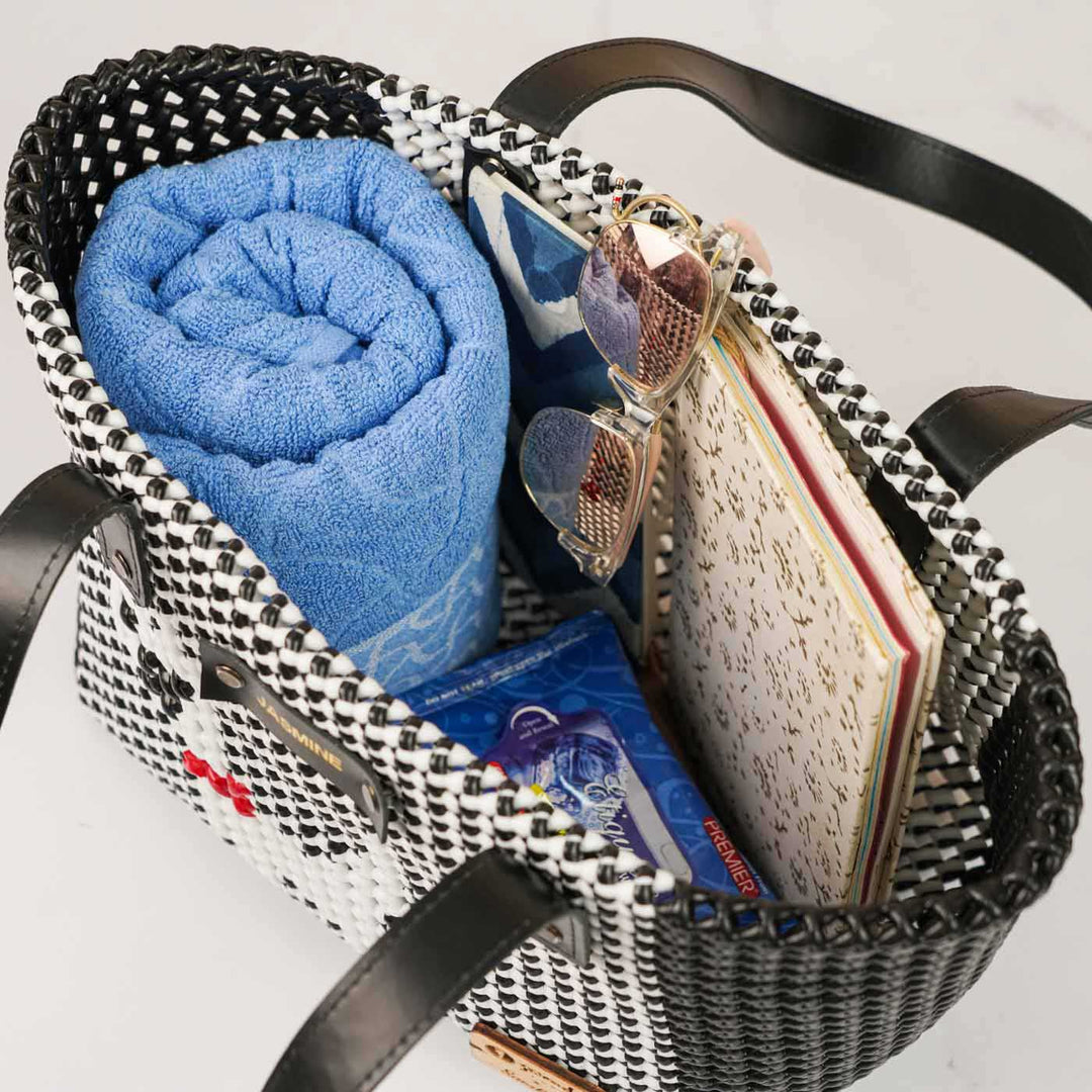 Black Puppy Mukhya Knot Handmade Koodai Tote Bag