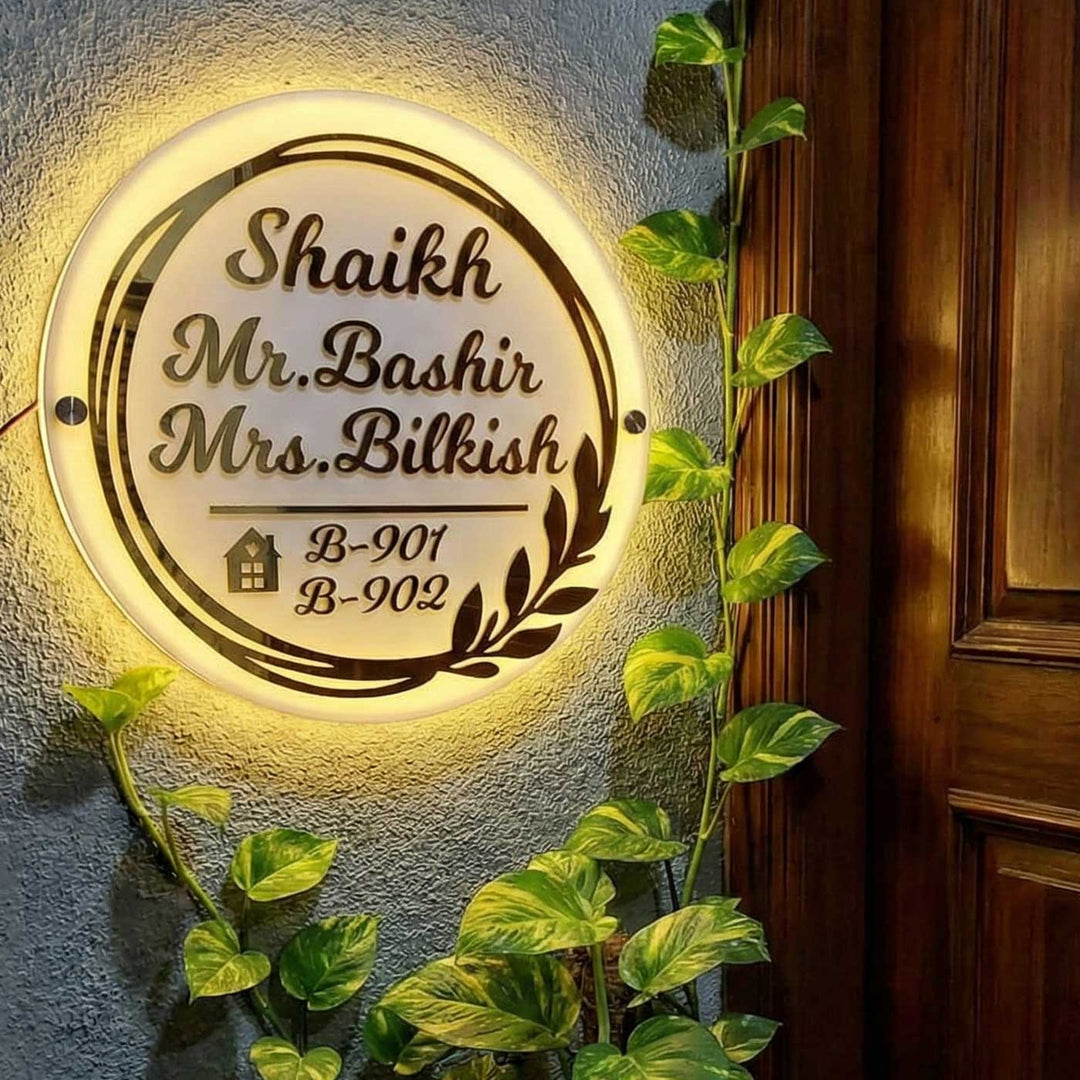 White And Gold Acrylic Circular Leaf Ring Personalized Name Plate With Back Light