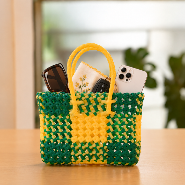 Mini Handwoven Green & Beige Plastic Wire Koodai Bag