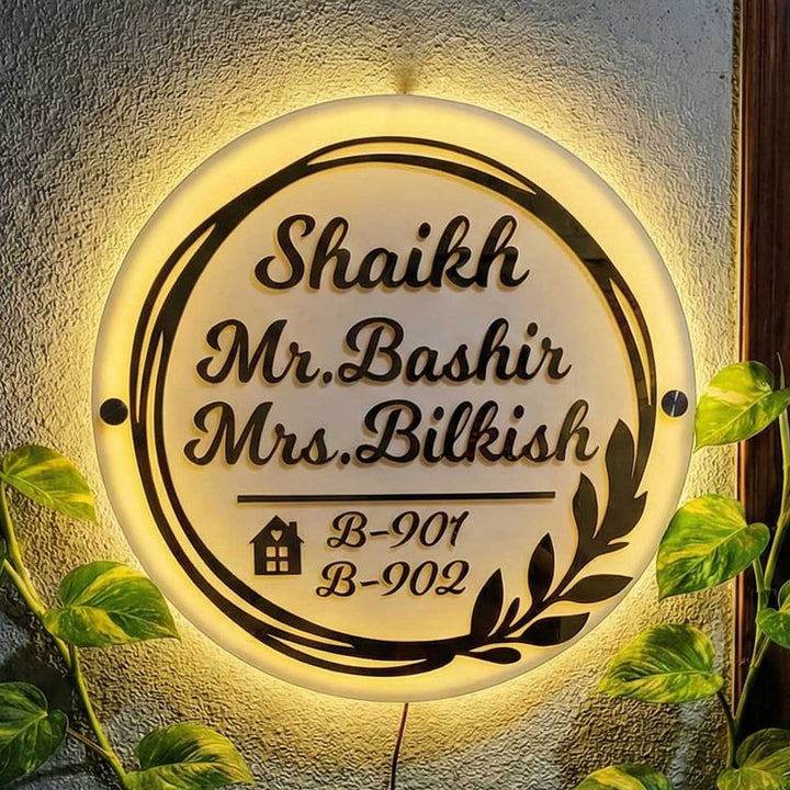 White And Gold Acrylic Circular Leaf Ring Personalized Name Plate With Back Light