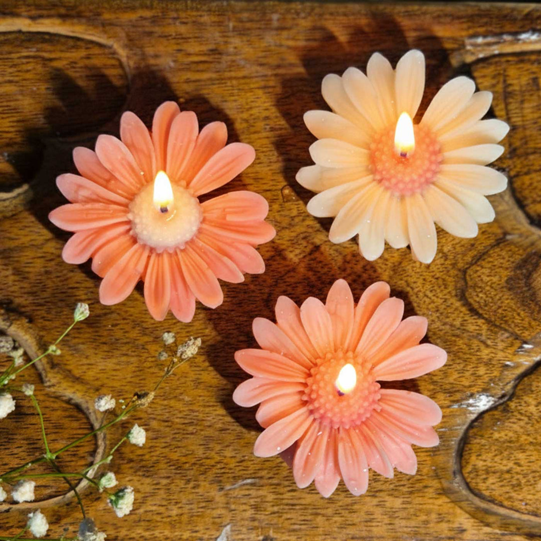 Set of 5 | Handmade Daisy Floating Soy Wax Scented Candle