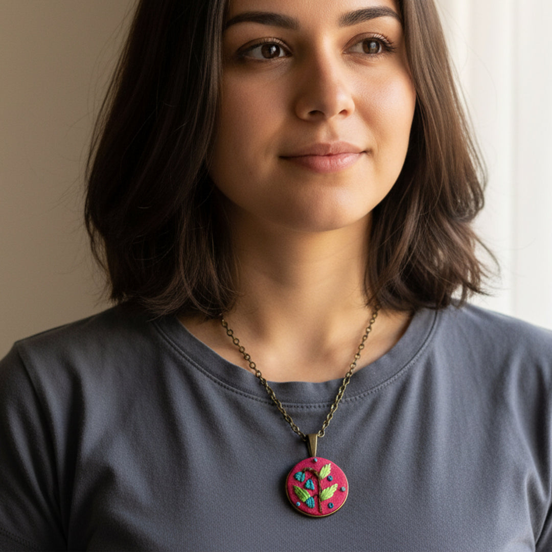 Hand Embroidered Teal Memoir Antique Finish Necklace