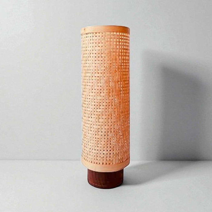 Handmade Bamboo Weaving Sleek Classic Table Lamp