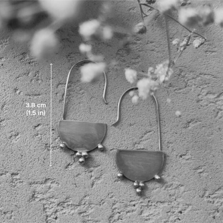 Modern Semicircular Grain Hooks Earrings