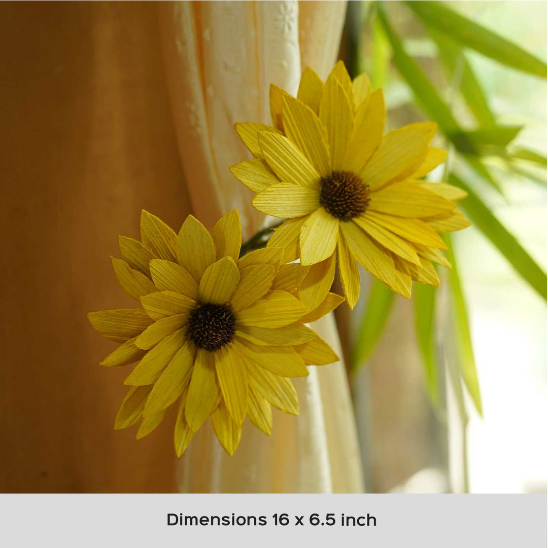 Handmade Susan Design Paper Curtain Tie-Back