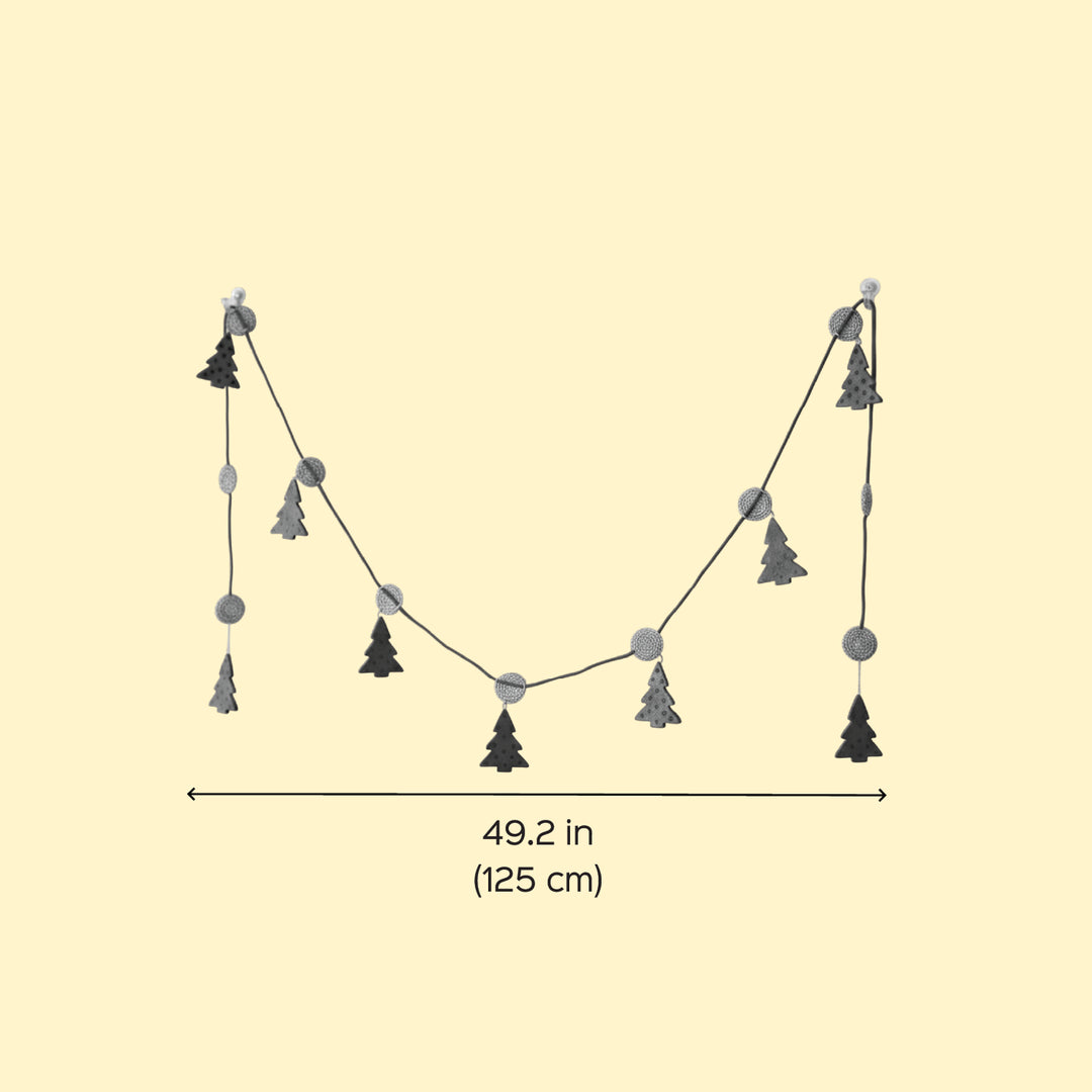 Handmade Red & Green Xmas Tree Bunting For Decoration