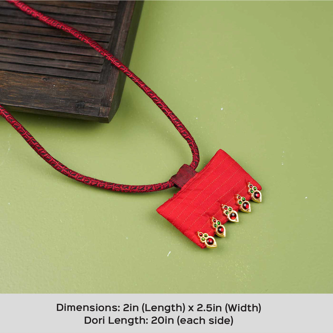 Handmade Red Temple Kemp Droplets Mulberry Silk Necklace