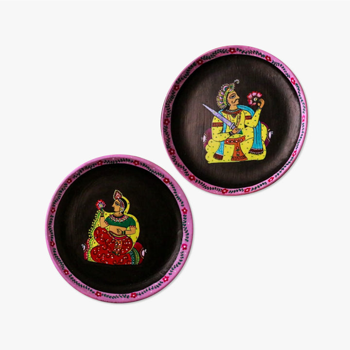 Handpainted Wooden Wall Plate With Jaipur Artwork - Set Of 2