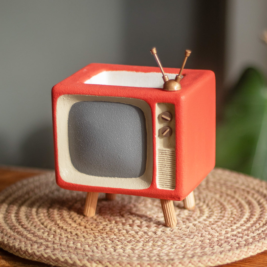 Handmade Miniature Retro Style Tv Desk Pen Stand For Decor - Red