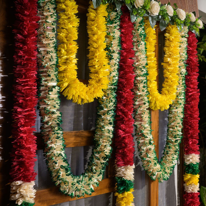 Solawood Rajnigandha Floral Festive Hangings