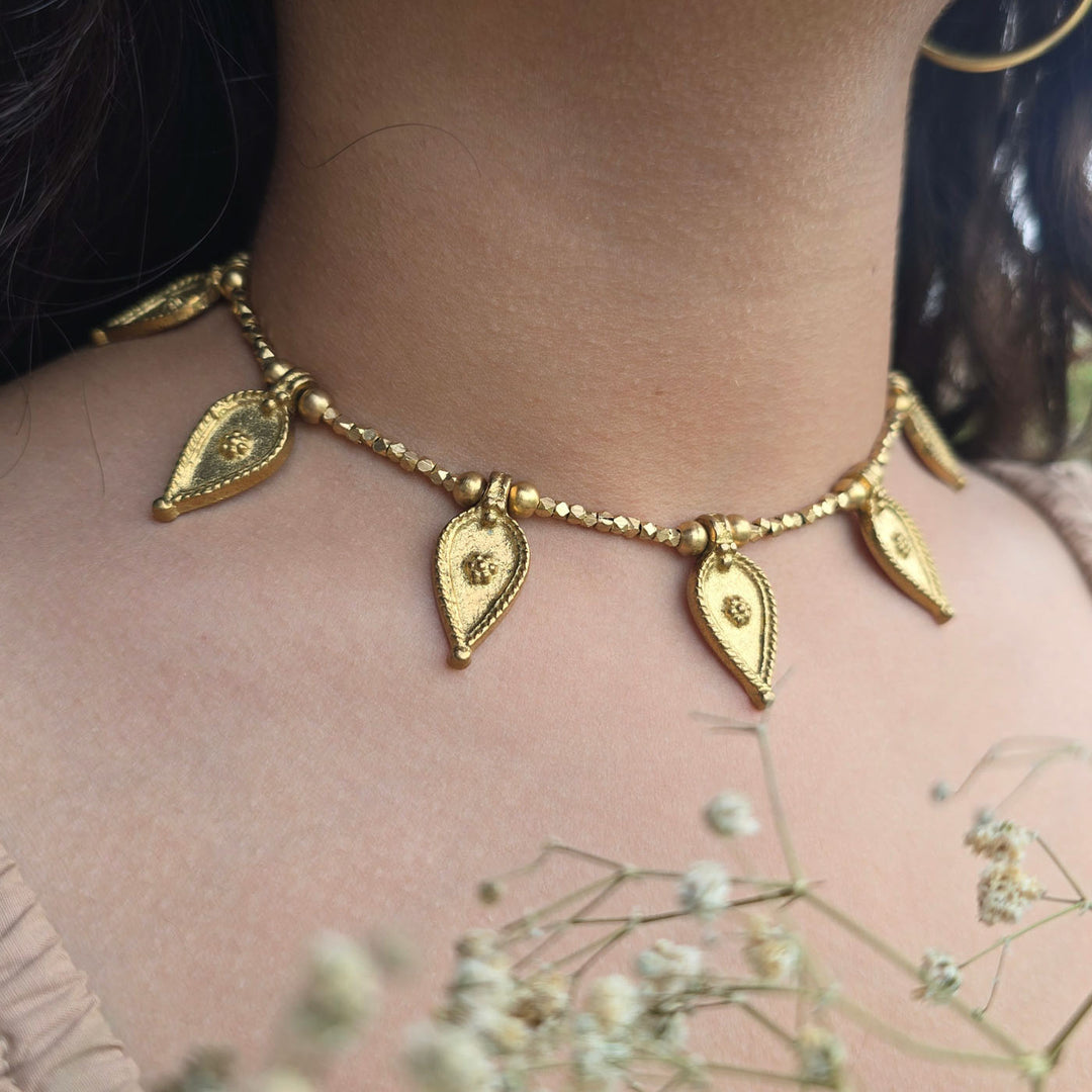 Handmade Leaf Design Brass Choker Necklace