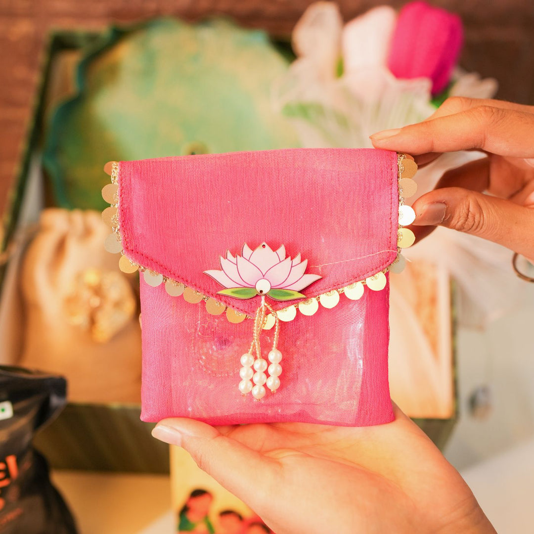 Bliss Diwali Gift Hamper | Includes 1 Urli, 2 Dry Fruit Potlis, 2 Hangings, 1 Ceramic Diffuser, 1 Popcorn Pack, 1 Flower Bunch, 1 Diwali Card, 1 Gift Box