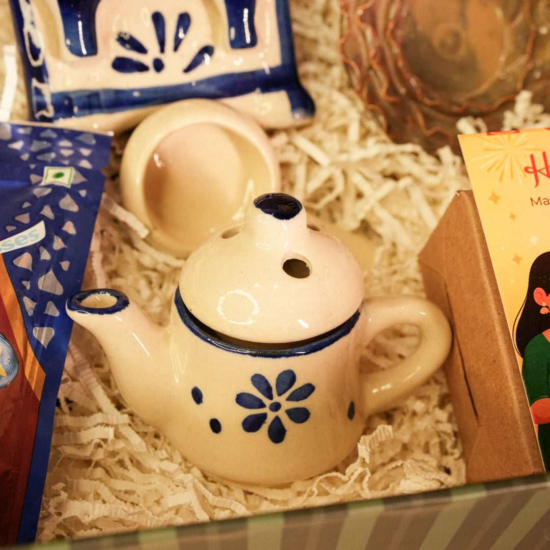 Moments & Moods Diwali Gift Hamper | Includes 1 Aroma Diffuser, 2 Hangings, 1 Chocolate, 2 Tealight Holders, 1 Diwali Card, 1 Gift Box
