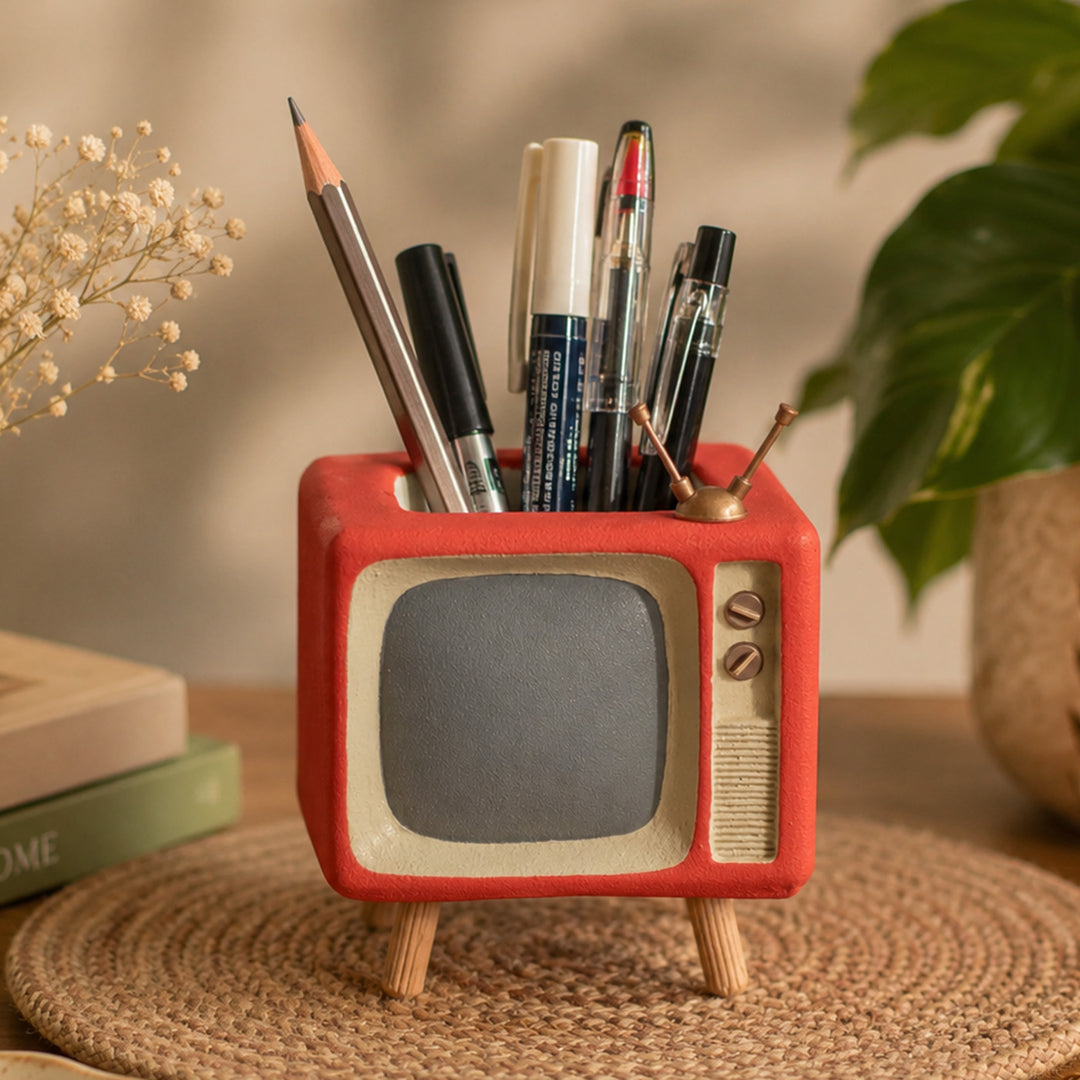 Handmade Miniature Retro Style Tv Desk Pen Stand For Decor - Red