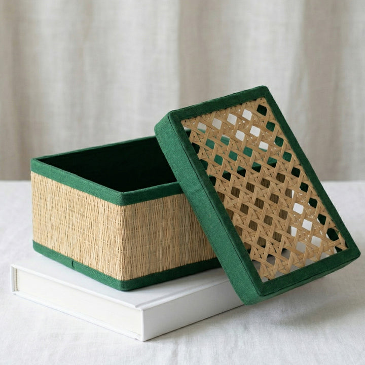 Nest Handcrafted Natural Rivergrass And Bamboo Lidded Gift Box For Storage And Gifting