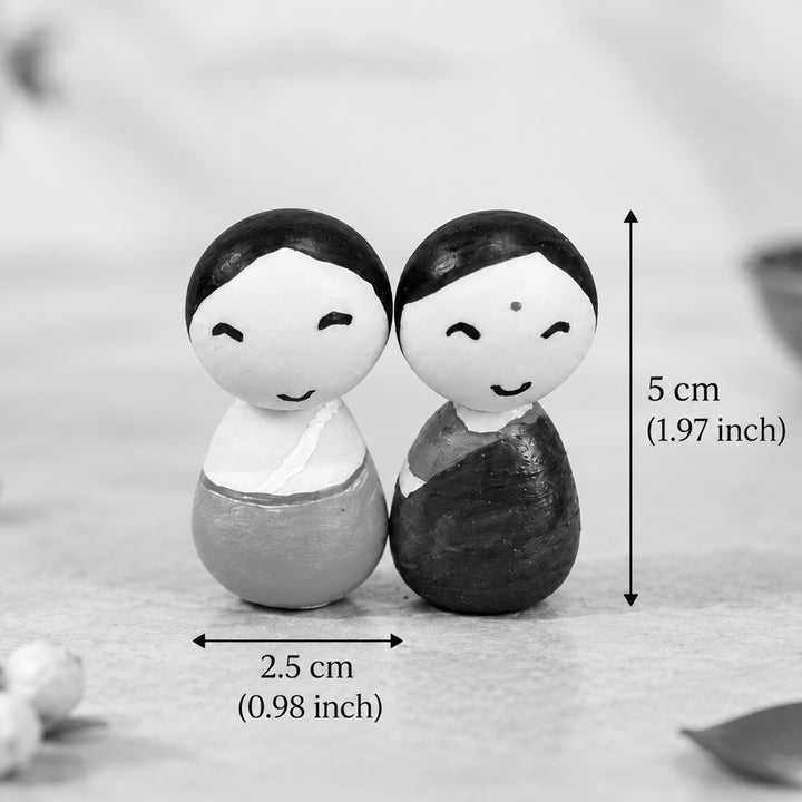 Set of 2 | Handmade Miniature Traditional Couple Clay Golu Dolls For Festive Decor