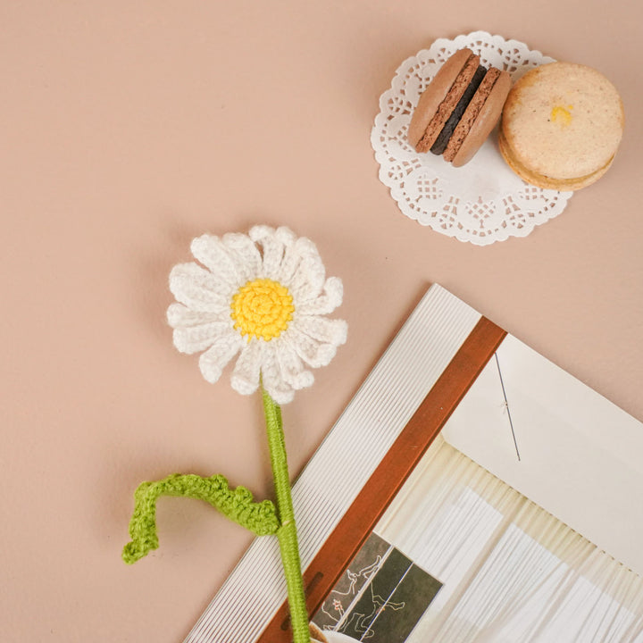 Handmade Crochet Single Daisy Jute Flower Bouquet