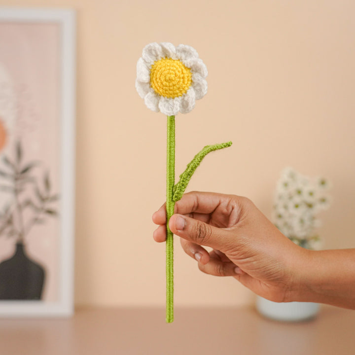 Handmade Crochet Single Daisy Jute Flower Bouquet