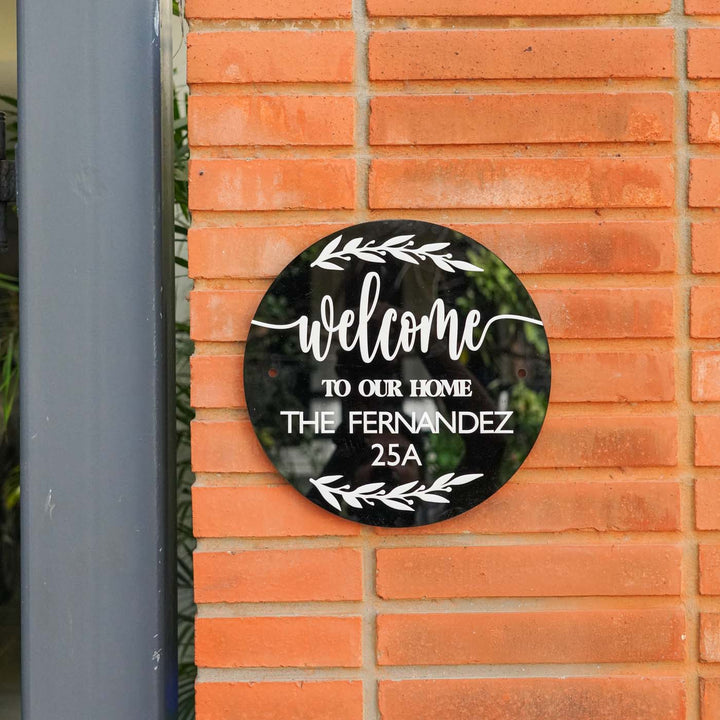 Personalized Round Minimalist Acrylic Name Plate