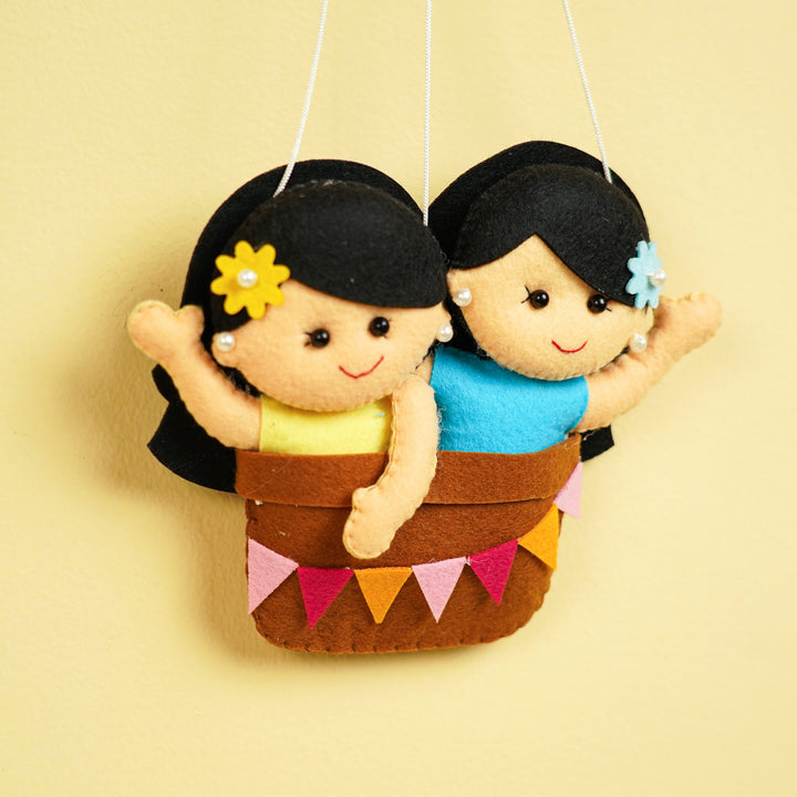 Hand-stitched Hot Air Balloon Felt Kids Nameplate