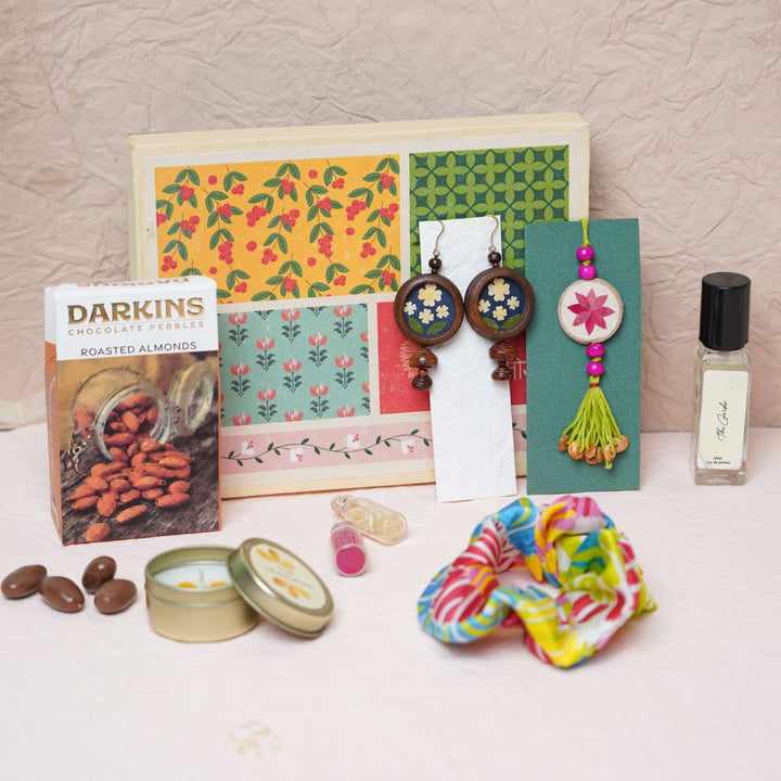 Handmade Eco-friendly Pressed Flower Rakhi Gift Hamper for Sisters I Set of 7