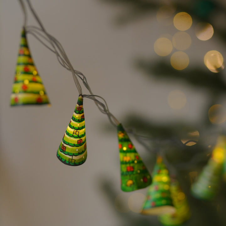 4m, 14 Bulbs | Hand Painted Christmas Tree Theme Tholu Bommalata LED Fairy Light