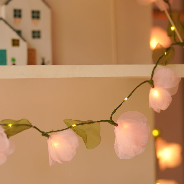 3m, 14 Bulbs | Handcrafted Pink Ombre Tissue Flower LED Fairy Lights