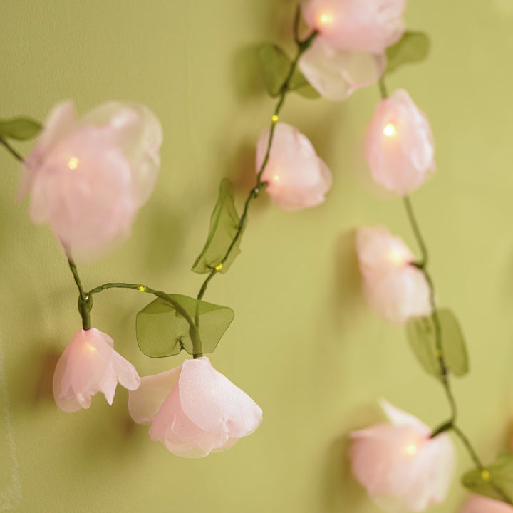 3m, 14 Bulbs | Handcrafted Pink Ombre Tissue Flower LED Fairy Lights