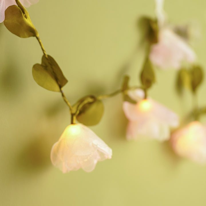 3m, 14 Bulbs | Handcrafted Pink Ombre Tissue Flower LED Fairy Lights