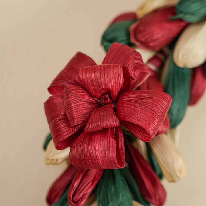 Handmade Ecofriendly Corn Husk Multicolor Flower Wreath