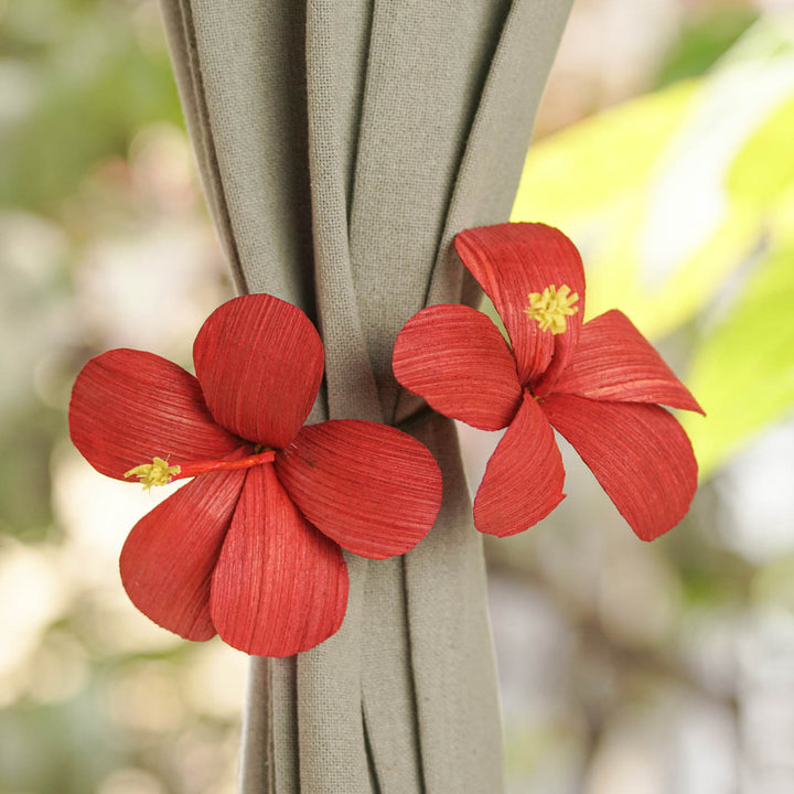 Handmade Hibiscus Design Areca Nut Curtain Tie-Back