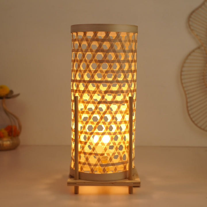 Handmade Bamboo Weaving Midnight Design Table Lamp