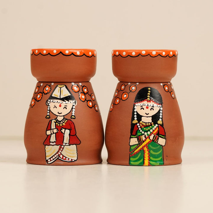Maharastrian Couple Handpainted Terracotta Tealight Holder
