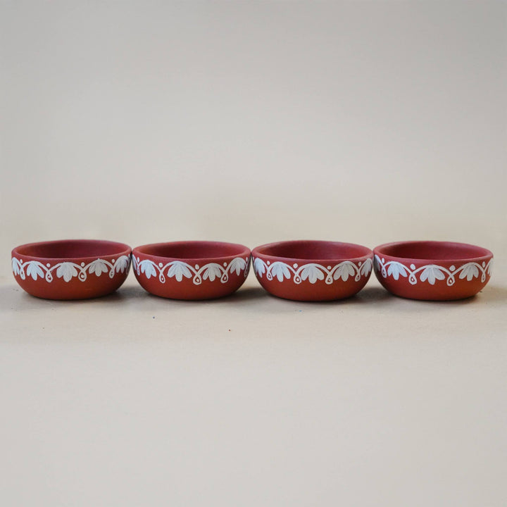16 Pc | Hand-Painted Shwet Kala White Floral Border Terracotta Tealight Holders With Tealights For Festive Decor