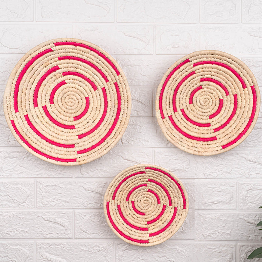 Handcrafted Sabai Grass Hot Pink Arched Lines Wall Plate