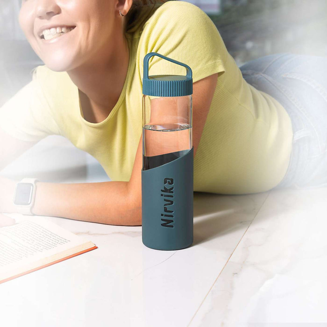Personalized Elegant Sleek Borosil Glass Bottle | 750ml