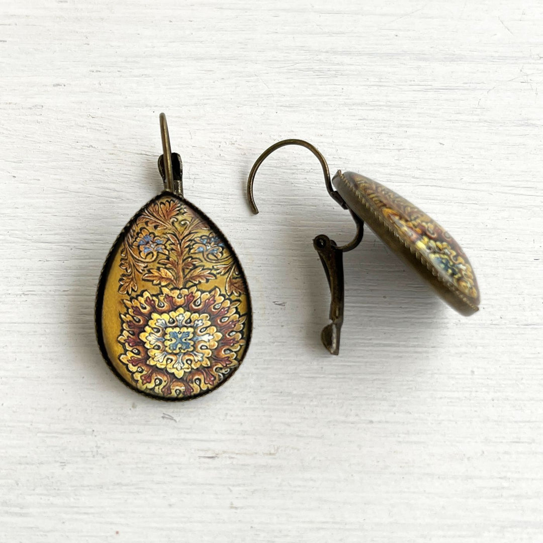 Tipu Sultan’s  Palace Ribbed Ceiling Detail Metal Earrings
